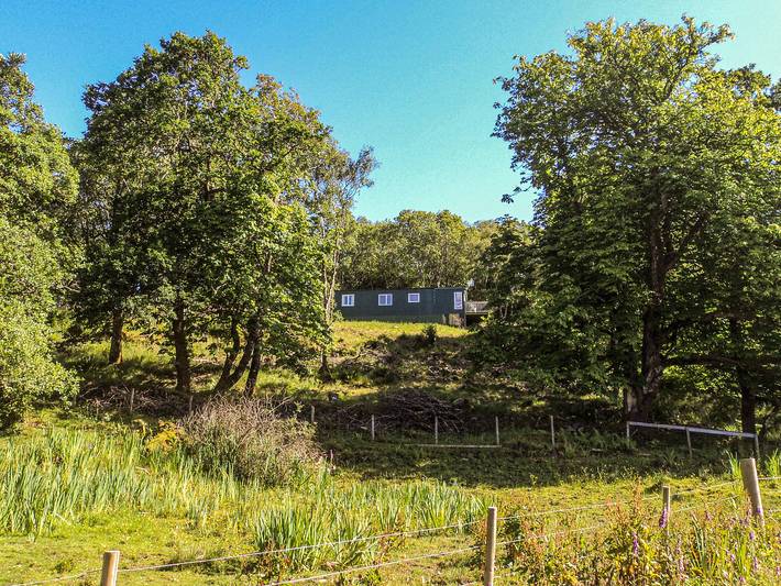 Glamping for 2 people, with garden, with pets in Scotland
