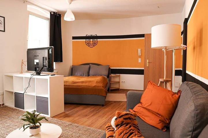 Ganze Wohnung, Fullhouse | Halle | T28 Tiger Apt. in Halle, Saale-Unstrut