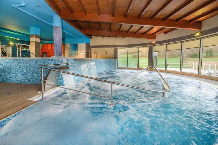 Apartamento para 2 personas, con sauna además de jardín y jacuzzi en Provincia de Pontevedra