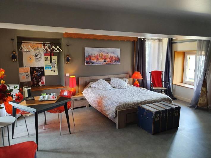 Location de vacances pour 3 personnes, avec vue et jardin à Charleville-Mézières - 2
