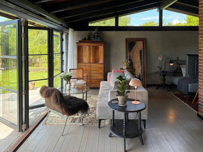 Ferieudlejning for 6 personer, med terrasse, børnevenlig i Karrebæksminde