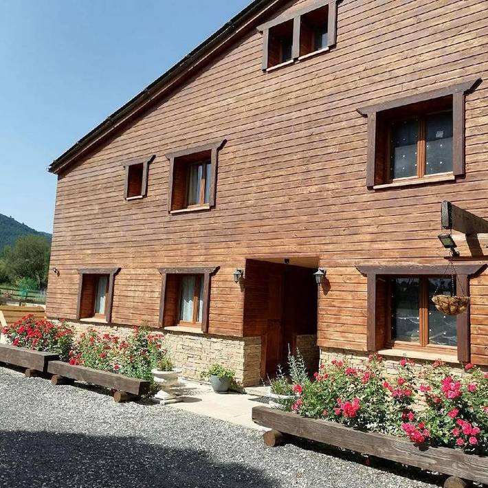 Location de vacances pour 6 personnes, avec jardin et vue à Puivert