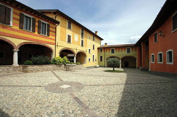 Casa vacanza per 3 persone, con giardino e piscina nonché sauna in Bedizzole