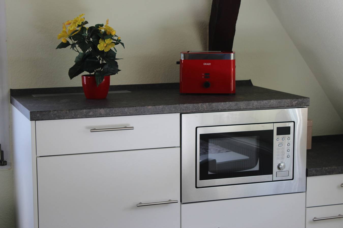 Ganze Wohnung, Ferienwohnung 'Rheinblick Wohnung 5' mit Gemeinschaftsterrasse, Wlan und Klimaanlage in Neuendorf (Koblenz), Koblenz