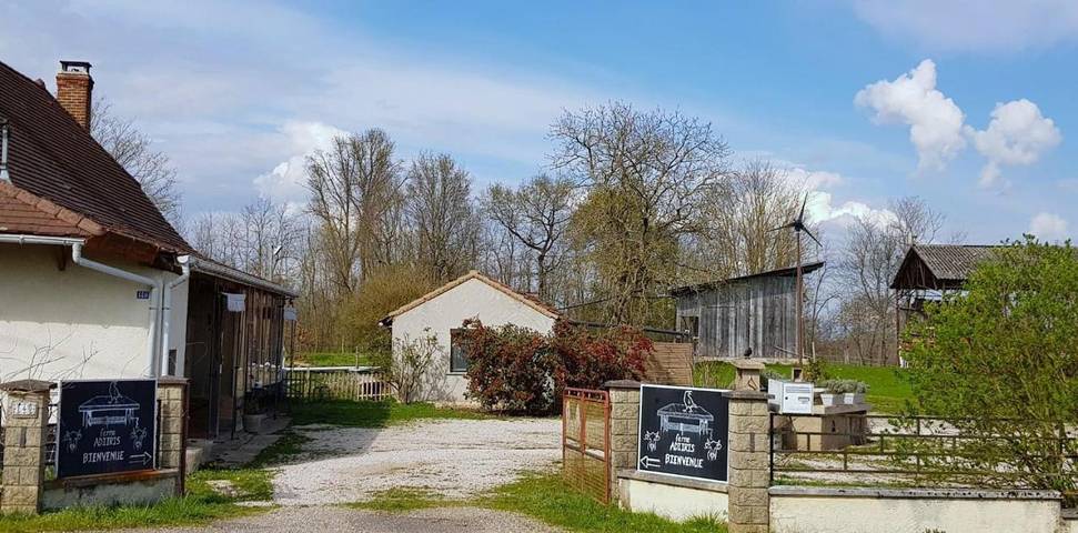 Location de vacances pour 2 personnes, avec terrasse à Saint-Germain-du-Bois - 4