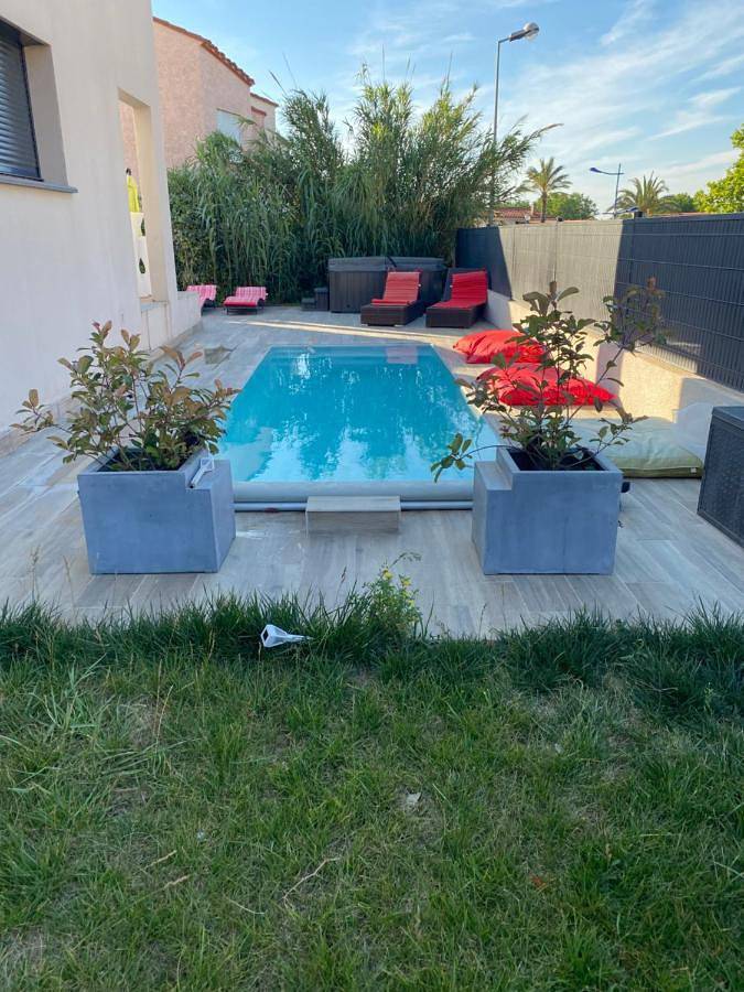 Location de vacances pour 5 personnes, avec balcon et piscine ainsi que jacuzzi et jardin à Cabestany - 3