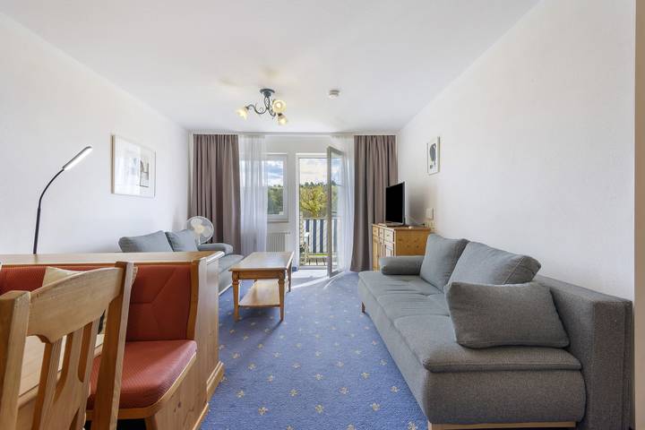 Ferienwohnung für 4 Personen, mit Seeblick und Balkon, mit Haustier in Fränkisches Seenland - 2