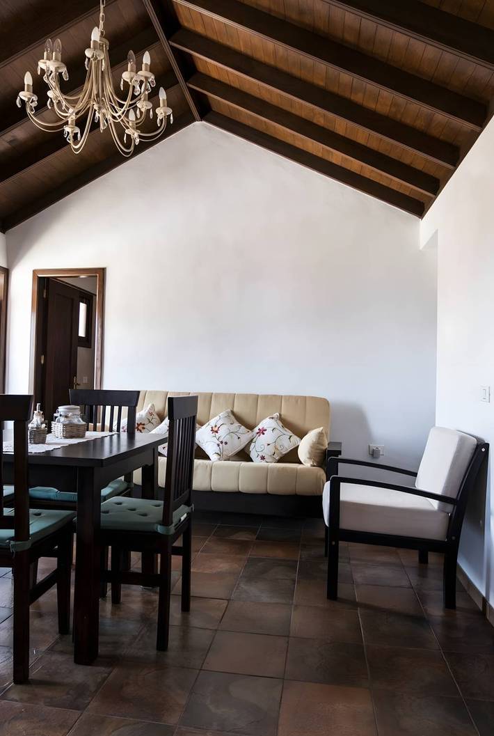 Gîte pour 3 personnes, avec jardin dans Alojera