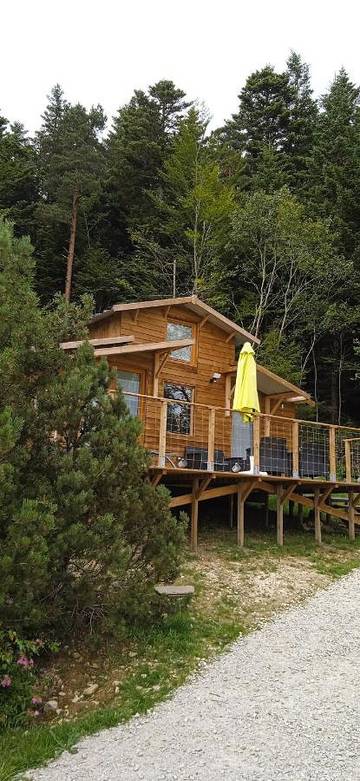 Maison de campagne pour 4 personnes, avec jardin ainsi que balcon et vue à Champclause
