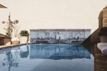 Hôtel pour 2 personnes, avec piscine ainsi que terrasse et vue à Lora del Río