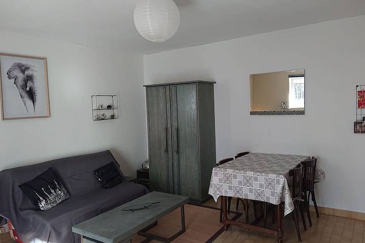 Gîte pour 4 personnes, avec balcon dans Office De Tourisme De Vernet Les Bains - 4