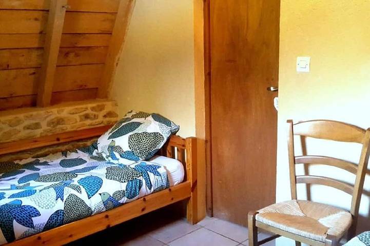 Location de vacances pour 11 personnes, avec jardin et terrasse à Proissans - 4