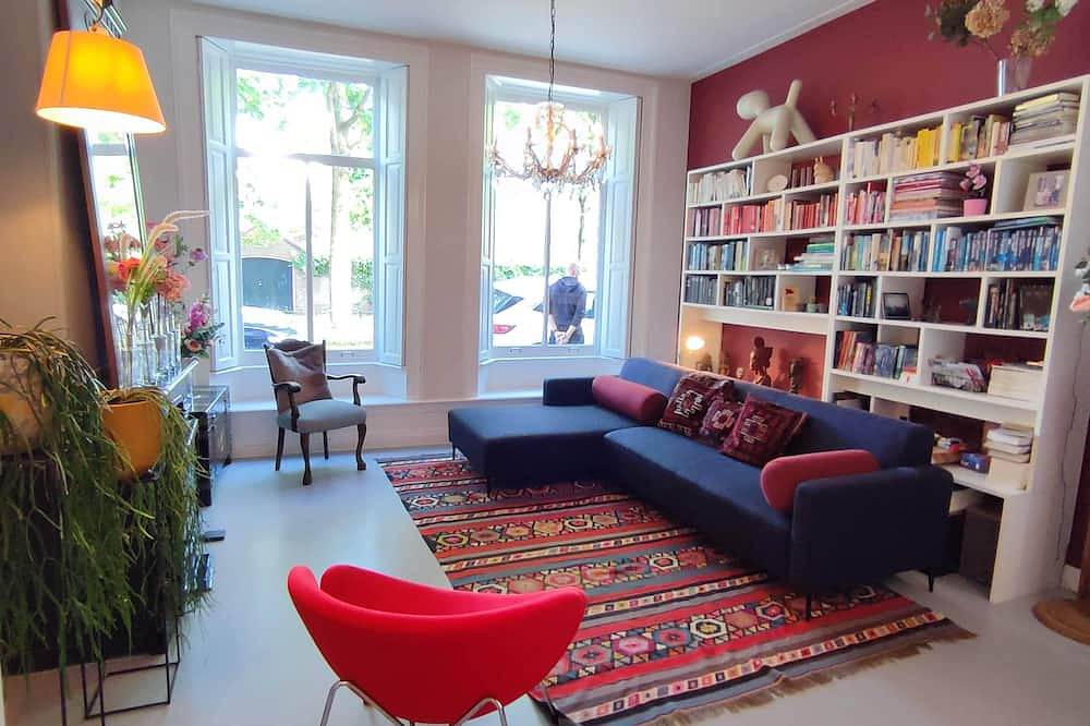 Groot, luxe familiehuis in Haarlem, vlak bij stad, strand en Amsterdam. in Haarlem, Niederländische Nordsee
