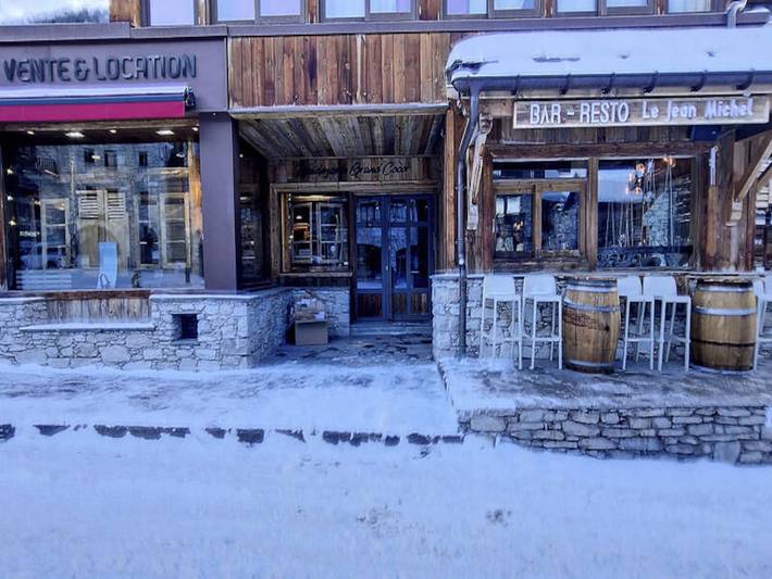 Gîte pour 4 personnes, avec balcon dans Office De Tourisme De Val D Isere