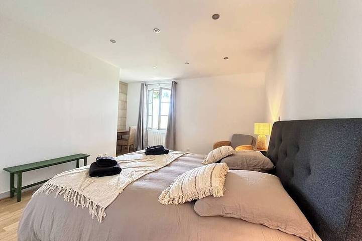 Gîte pour 5 personnes, avec terrasse et jardin à Saint-Émilion - 3