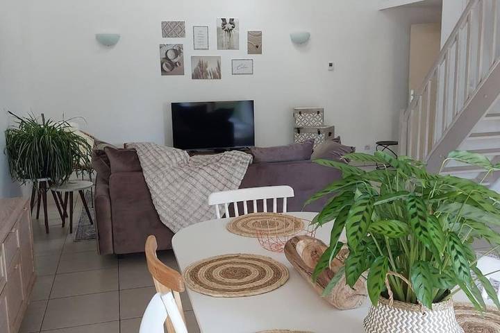 Location de vacances pour 10 personnes, avec jardin, adapté aux familles à Nouaillé-Maupertuis - 3