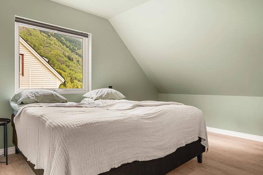 Ganze Wohnung, Odda Living - 3Br in Odda