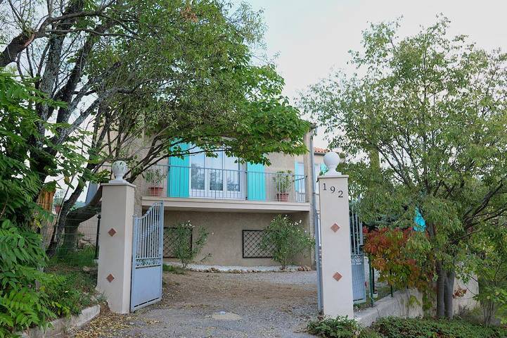 Villa pour 10 personnes, avec jardin et balcon