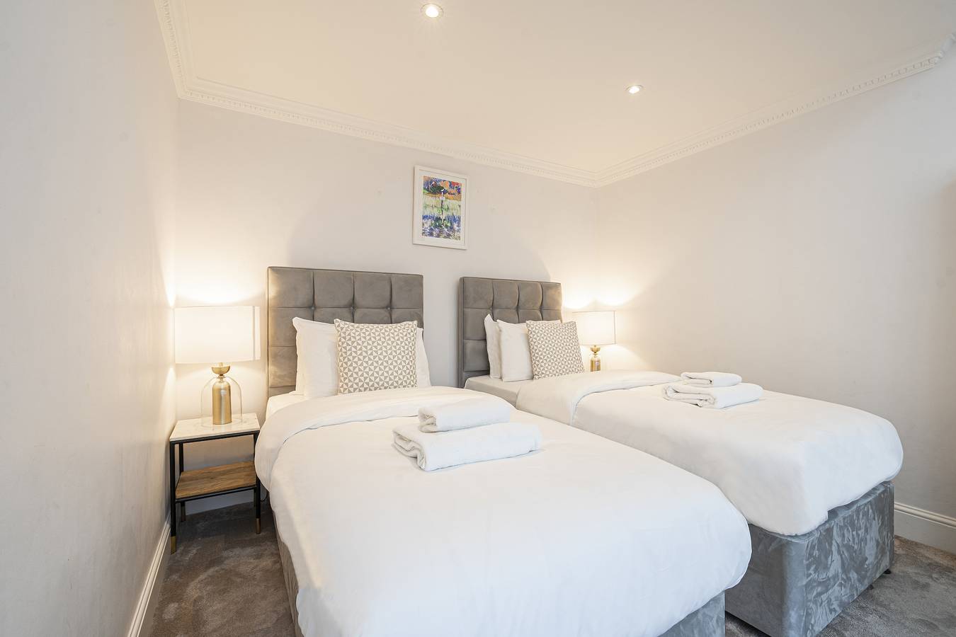 Entire apartment, The Belgravia Suite next to Sloane Square in Kensington and Chelsea, London