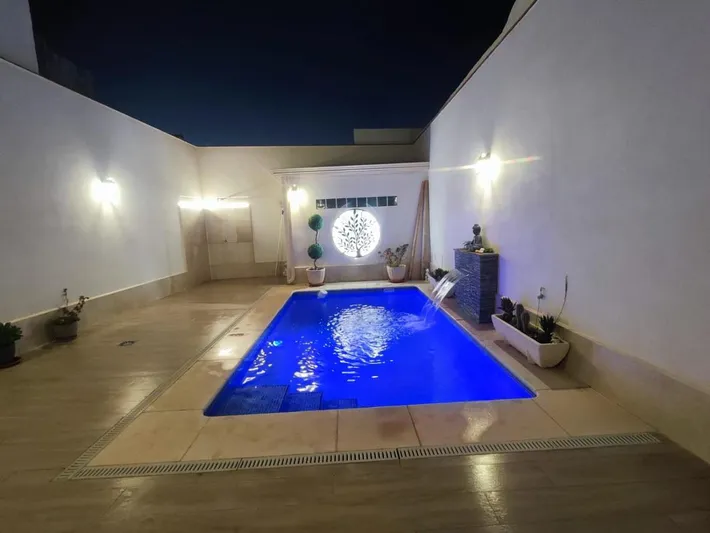Apartamento de vacaciones para 2 personas, con vistas además de piscina y balcón - 1