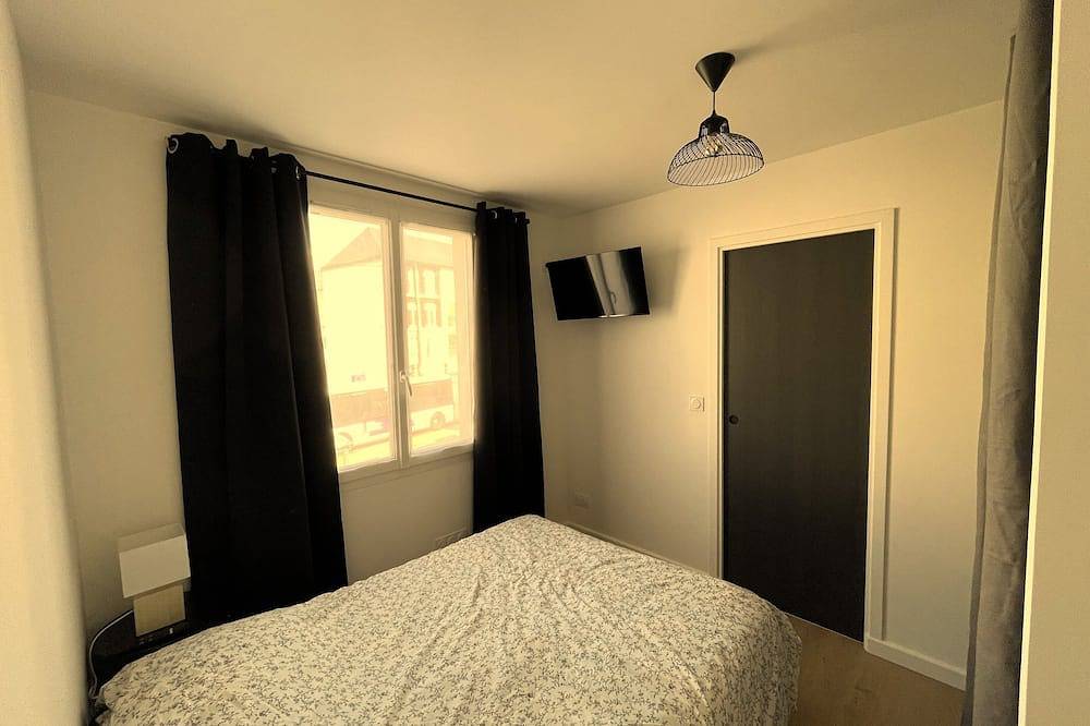 Ganze Wohnung, Cosy 2-room apartment with private parking in Caen, Caen und Umgebung