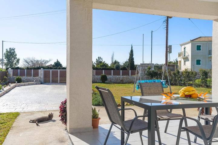 Villa pour 5 personnes, avec vue et jardin dans Skala - 2