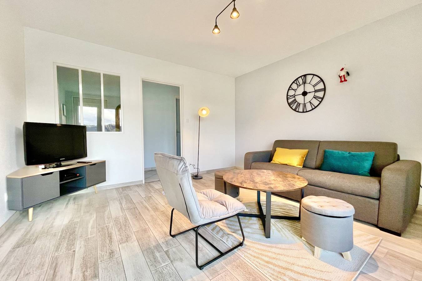 Entire apartment, Family getaway in Colmar with balcony in Colmar, Colmar region