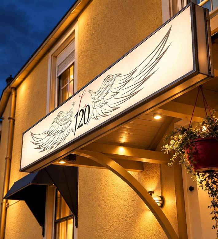 Hôtel pour 2 personnes, avec Terrasse à La Châtaigneraie