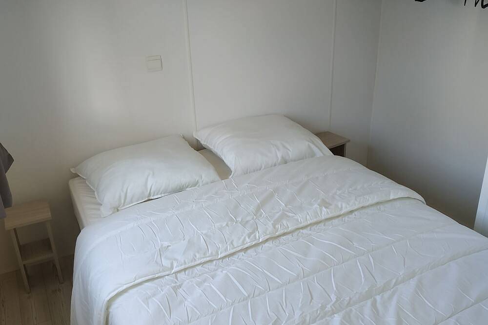 Mobilhome Climatisé avec Tv in Gastes, Côte d’Argent
