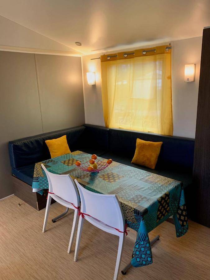 Camping pour 6 personnes, avec piscine et jardin dans Essonne - 4