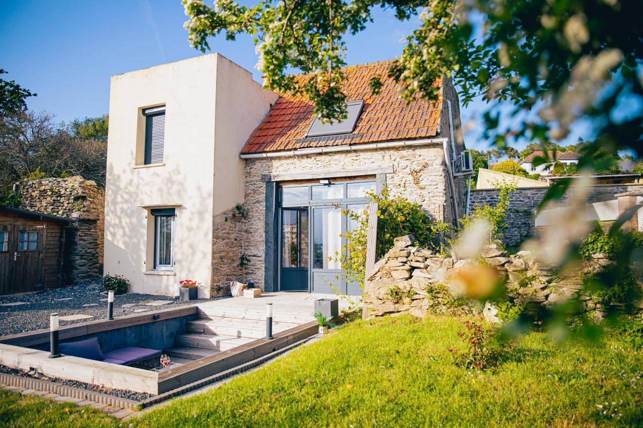 L'Envol - Jacuzzi, Sauna et belle vue in Tourlaville, Cherbourg-en-Cotentin