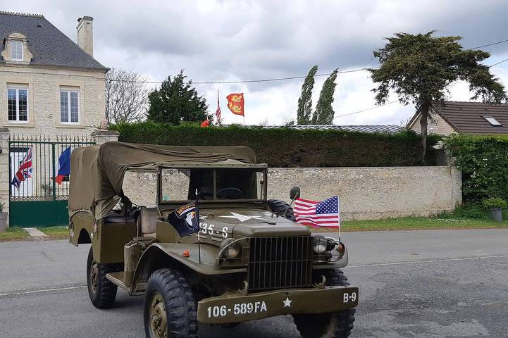 Location de vacances pour 14 personnes, avec jardin, animaux acceptés à Saint-Germain-du-Pert