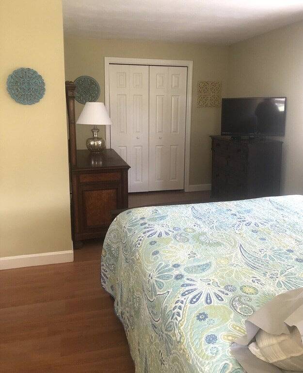 Vacation House for 10 Guests in Newport East, Rhode Island