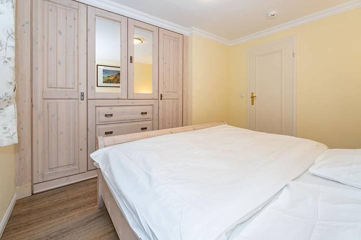 Ganze Wohnung, Westerhörn 46/15 - 3-Zimmer-Ferienwohnung für bis zu 3 Personen mit Terrasse in in Keitum, Sylt (Gemeinde)