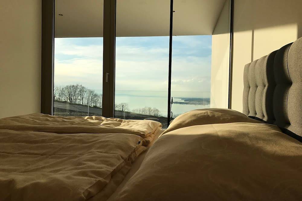 Ganze Wohnung, 5 ***** Wohnen über Lochau mit direktem Seeblick in Lochau, Bodensee-Vorarlberg