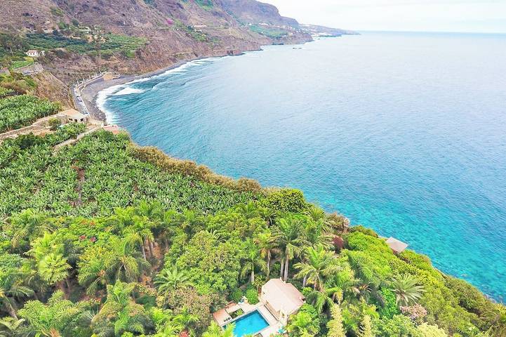 10.000 m2 Tropical peaceful Garden near the Sea, Pool & Sea Views in Playa del Socorro, Los Realejos