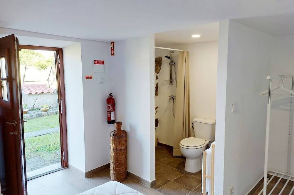 Rural farm - Queen room with breakfast in Meadela, Viana do Castelo