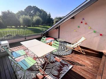 Gîte pour 4 personnes, avec terrasse dans Plage Tumiac