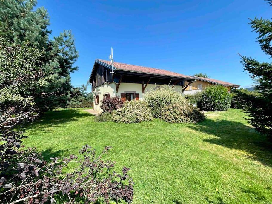 La Charmelle - Belle maison avec jardin & terrasse in Corcieux, Parc naturel régional des Ballons des Vosges