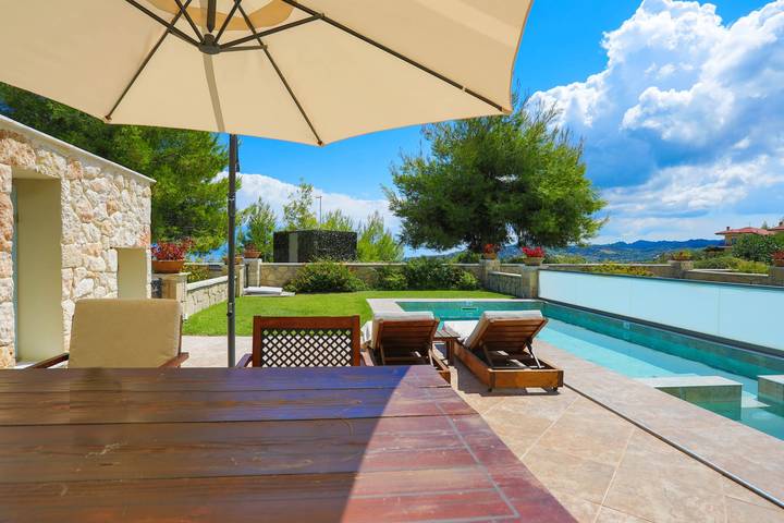 Bungalow für 4 Personen, mit Garten und Ausblick in Griechenland - 2