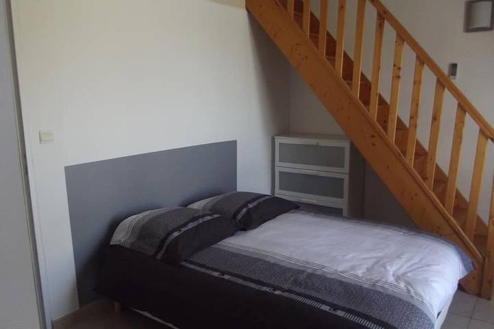 Location de vacances pour 4 personnes, avec terrasse ainsi que jardin et piscine à Cournonterral - 2