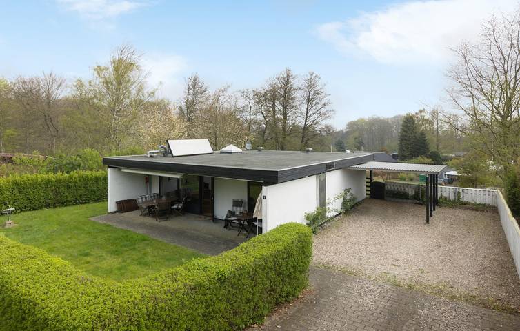 Ferienhaus für 6 Personen, mit Terrasse und Garten in Loddenhøj