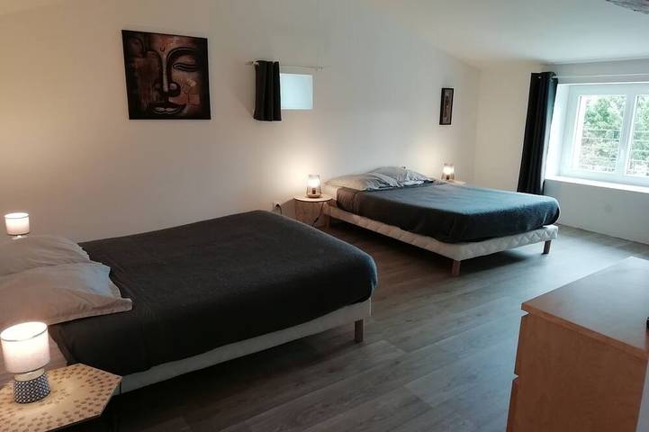 Location de vacances pour 15 personnes, avec jardin à Vendeuvre-du-Poitou - 2