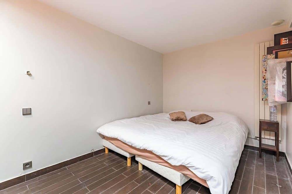 Stunning private hotel with rooftop terrace - Neuilly in Neuilly-sur-Seine, Hauts-de-Seine
