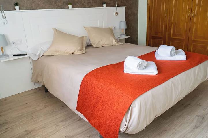 Ganze Wohnung, Apartment in the center of Padrón 2 in Padrón, La Coruña Provinz