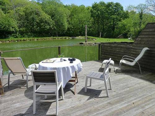 Casa de huéspuedes para 4 personas, con terraza y vistas además de vistas al lago y jardín, Se admiten mascotas - 1