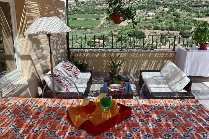 Location de vacances pour 3 personnes, avec jardin et terrasse à Mòdolo - 3