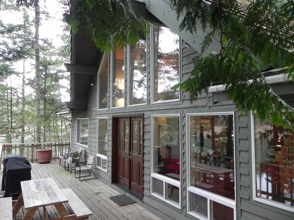 Neil Bay Waterfront Familie und tierfreundlichen Immobilie! in Roche Harbor, San Juan Island