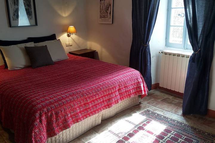 Location de vacances pour 8 personnes, avec terrasse et jardin à Monoblet - 3