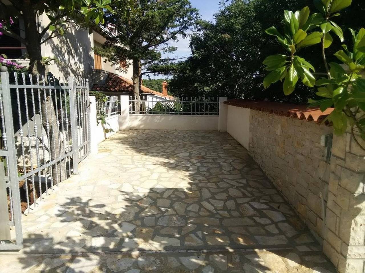 Apartamento entero, Apartments with parking space Banjole, Pula - 17398 in Banjole, Costa sur de Istria